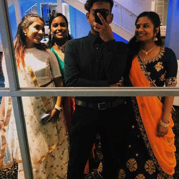 Meet your Posher, Shabeshan - Picture 1 of 1